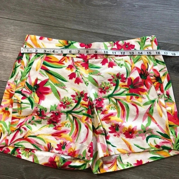 J. Crew Garden Floral Print Cotton Shorts Size 2 - Picture 3 of 10